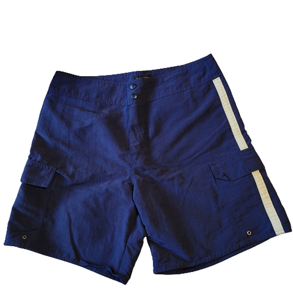 J.Crew men's blue with white stripe board shorts size 33